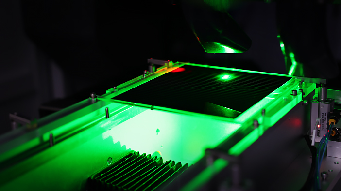 现象光伏钙钛矿
叠层太阳能电池应用